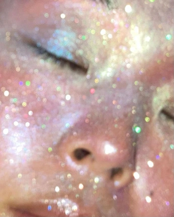 A cover of "2025" cluster. The owner is gatitosmunchkin. The cluster consists of 112 elements.