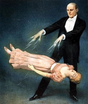 A cover of "BIANCA X ADIDAS" cluster. The owner is lukeandr. The cluster consists of 121 elements.