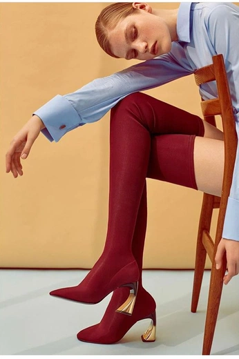 A cover of "Arina" cluster. The owner is lesnaayaa. The cluster consists of 1 element.