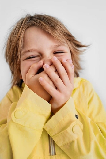 A cover of "visitors" cluster. The owner is hrahlquist. The cluster consists of 14 elements.