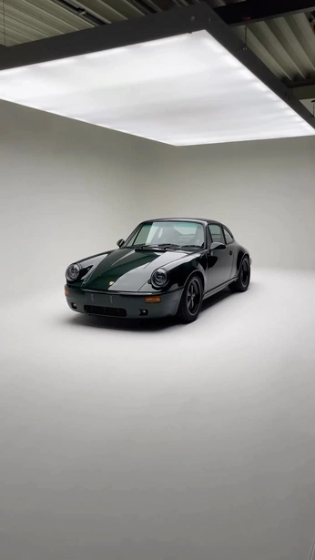 A cover of "Vintage Cars" cluster. The owner is umi.agency. The cluster consists of 272 elements.