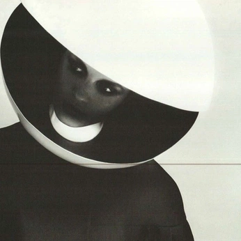 A cover of "barluet spaceage mood" cluster. The owner is ysebarluet. The cluster consists of 36 elements.