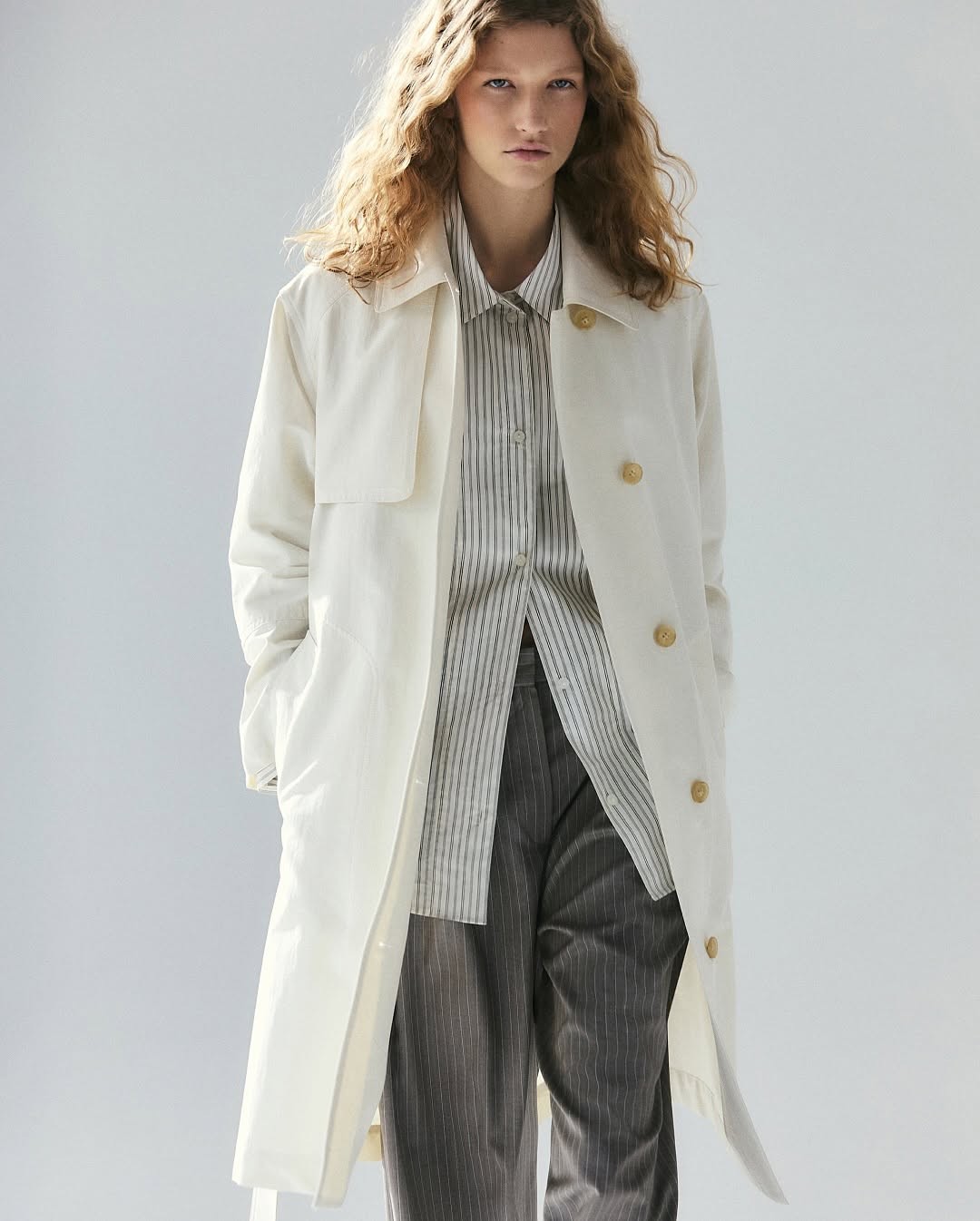 A look from the Massimo Dutti Ethereal collection.