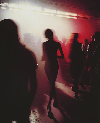 A cover of "clubbing" cluster. The owner is esterica. The cluster consists of 48 elements.