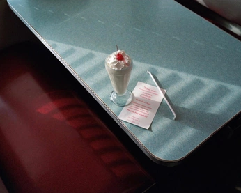 A cover of "set design" cluster. The owner is helmo. The cluster consists of 52 elements.