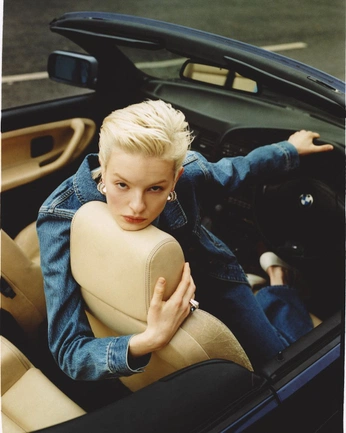 A cover of "Photography" cluster. The owner is yeongtae. The cluster consists of 7 elements.