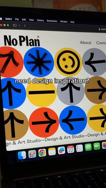 A cover of "Website" cluster. The owner is eyrealex. The cluster consists of 9 elements.