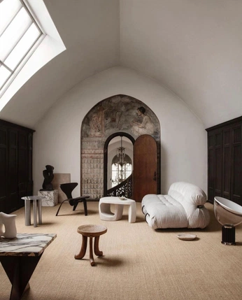 A cover of "room" cluster. The owner is myartside. The cluster consists of 2 elements.