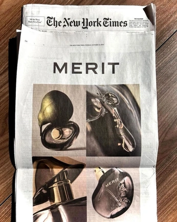 A cover of "beauty" cluster. The owner is ofthemoment. The cluster consists of 31 elements.