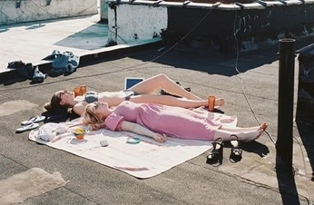 A cover of "runaways" cluster. The owner is corpseprize. The cluster consists of 44 elements.