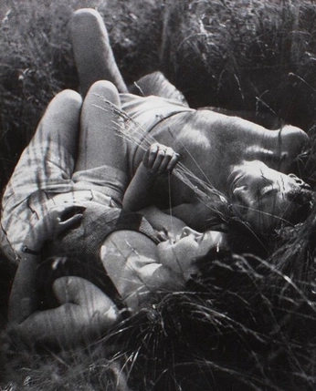 A cover of "MALIKA AND JASMINE FLASH" cluster. The owner is jxdollar. The cluster consists of 9 elements.