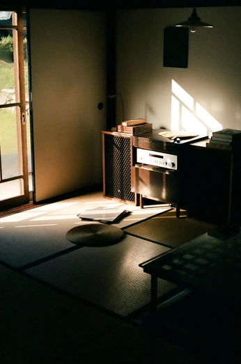 A cover of "Turntables" cluster. The owner is hwill. The cluster consists of 3 elements.