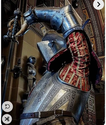 A cover of "Fi Armor" cluster. The owner is woodlandfann. The cluster consists of 7 elements.