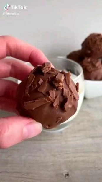 A cover of "Recipes" cluster. The owner is emowitch. The cluster consists of 47 elements.