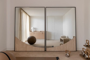 A cover of "Gym" cluster. The owner is lucaemilia. The cluster consists of 2 elements.