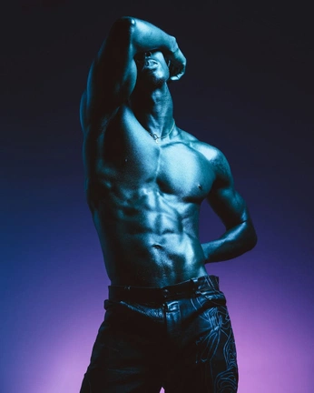 A cover of "Black mettal" cluster. The owner is yuujin.ph. The cluster consists of 2 elements.