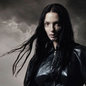 A cover of "Ironclad" cluster. The owner is maxybenjamin. The cluster consists of 52 elements. 3 create it.