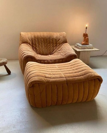 A cover of "home//living" cluster. The owner is mcmlmb. The cluster consists of 14 elements.