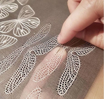 A cover of "whitework embroidery🕊️" cluster. The owner is serhf. The cluster consists of 18 elements.