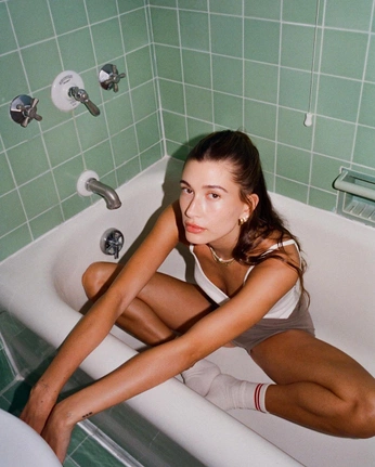 A cover of "Beekman" cluster. The owner is tanvo. The cluster consists of 3 elements.