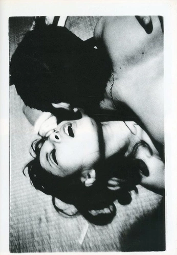 A cover of "Ph•to_!" cluster. The owner is lvann. The cluster consists of 3 elements.