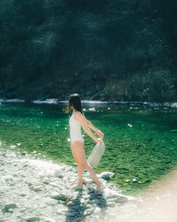 A cover of "vagabond early ideas" cluster. The owner is mhrdini. The cluster consists of 122 elements.