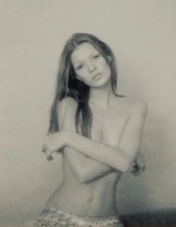 A cover of "kate moss" cluster. The owner is anaweed. The cluster consists of 96 elements.