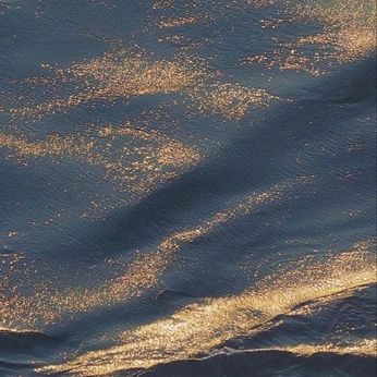 A cover of "ONDE" cluster. The owner is emersonelisia. The cluster consists of 57 elements.