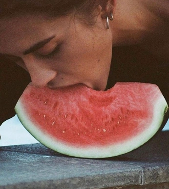 A cover of "Hot" cluster. The owner is cooperlambla. The cluster consists of 12 elements.