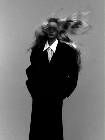 A cover of "B2B concepts" cluster. The owner is nafiniang. The cluster consists of 10 elements.