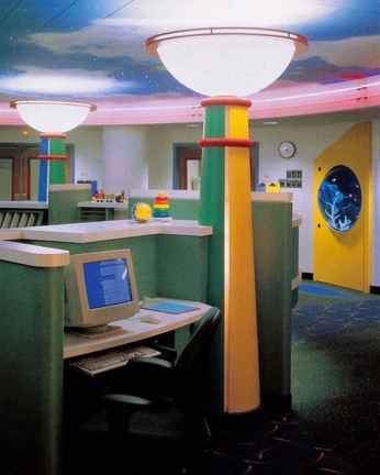 A cover of "Studio Winter 2025" cluster. The owner is blumsroom. The cluster consists of 43 elements.