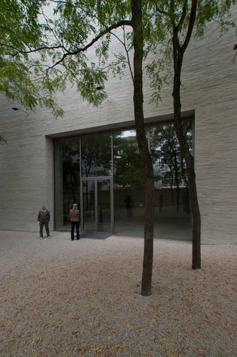 A cover of "Architecture" cluster. The owner is alxk. The cluster consists of 2 elements.