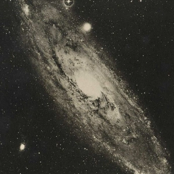 A cover of "Lucid Aura" cluster. The owner is theplace. The cluster consists of 247 elements.