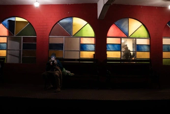 A cover of "Random" cluster. The owner is floydizm. The cluster consists of 1 element.