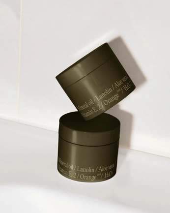 A cover of "packaging" cluster. The owner is thehanna. The cluster consists of 49 elements.