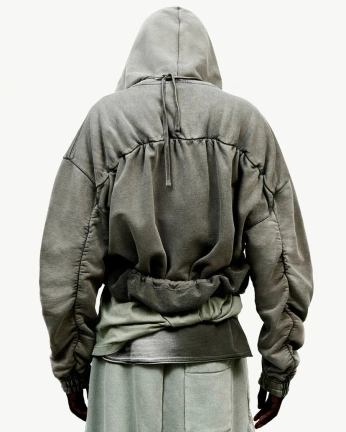 A cover of "SPORTWEAR" cluster. The owner is rolafuente. The cluster consists of 23 elements.