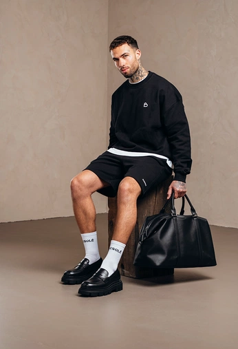 A cover of "BAESOLÉ" cluster. The owner is baesole. The cluster consists of 2 elements.