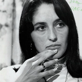 A cover of "moodboards ✶" cluster. The owner is bendecida. The cluster consists of 4 elements.