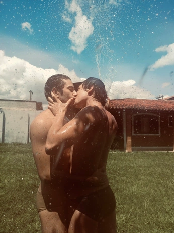 A cover of "Pool shoot" cluster. The owner is summergrace. The cluster consists of 18 elements.