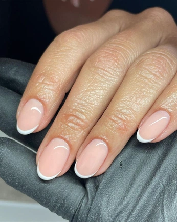 A cover of "beauty" cluster. The owner is palesadesigner. The cluster consists of 8 elements.