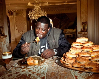 A cover of "BIGMOUTH" cluster. The owner is piprich. The cluster consists of 4 elements.