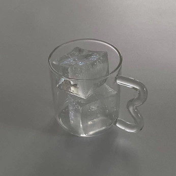 A cover of "Interior desing" cluster. The owner is alejonovoa. The cluster consists of 2 elements.