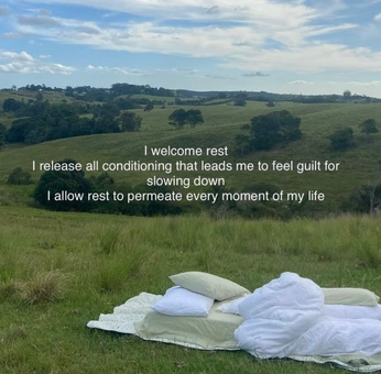 A cover of "CONTENT" cluster. The owner is georgienewbrun. The cluster consists of 1 element.