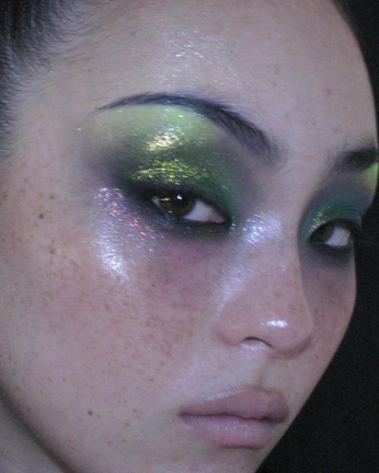 A cover of "EYE FOR ME" cluster. The owner is an.hoang. The cluster consists of 9 elements.