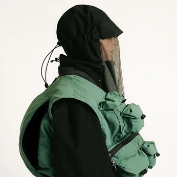 A cover of "garmet" cluster. The owner is bxtr.m. The cluster consists of 2 elements.