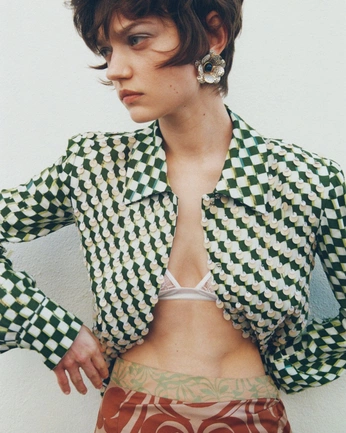 A cover of "Fashion" cluster. The owner is martinacesana. The cluster consists of 6 elements.