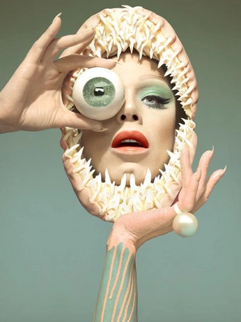 A cover of "Moodboard" cluster. The owner is ayvxx. The cluster consists of 60 elements.