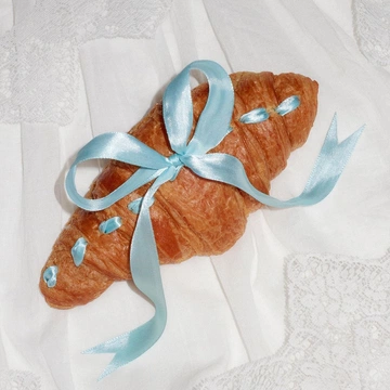 Cover of girl dinner cluster