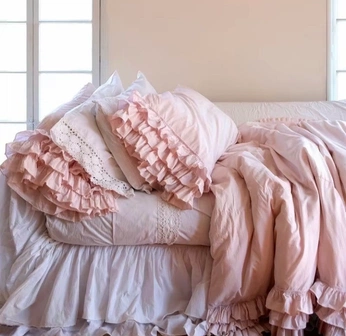 A cover of "Home" cluster. The owner is samuellovescows. The cluster consists of 22 elements.