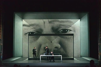 A cover of "Theatrical" cluster. The owner is halfinchscale. The cluster consists of 6 elements.